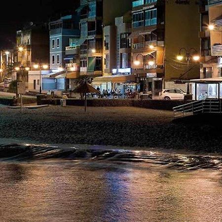 Piso En Primera Linea Con Vistas Directas Al Mar Melenara Luaran gambar