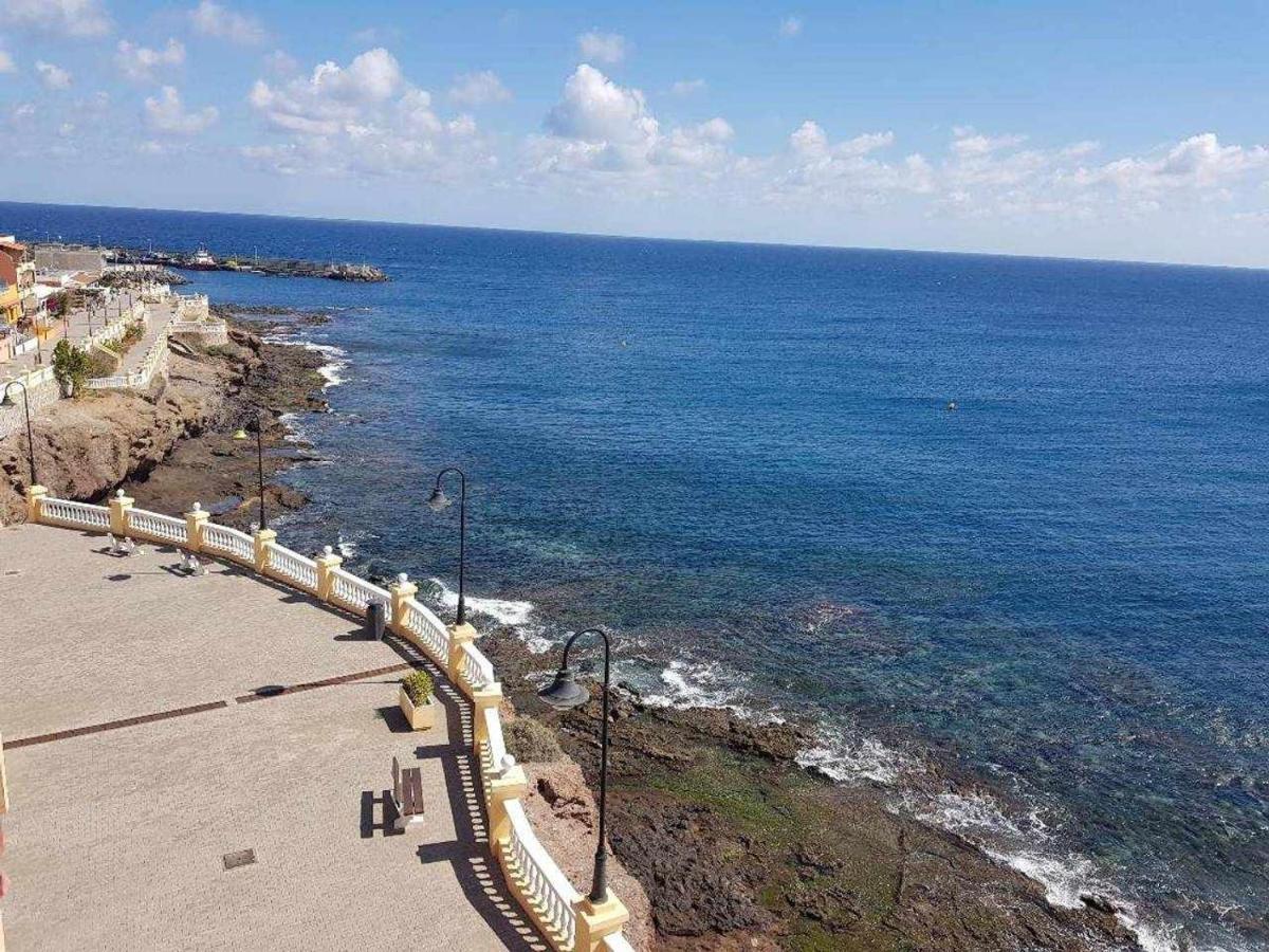 Piso En Primera Linea Con Vistas Directas Al Mar Melenara Luaran gambar
