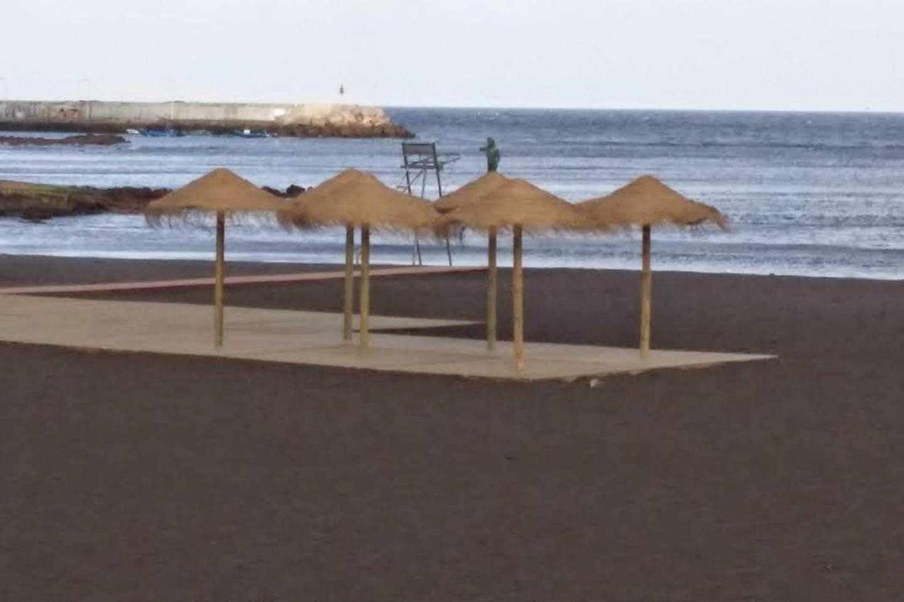 Piso En Primera Linea Con Vistas Directas Al Mar Melenara Luaran gambar