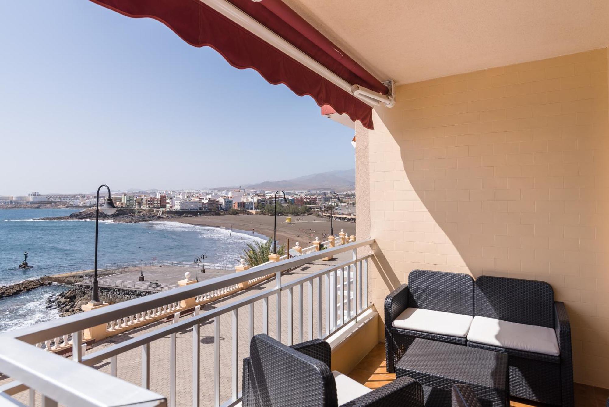 Piso En Primera Linea Con Vistas Directas Al Mar Melenara Luaran gambar